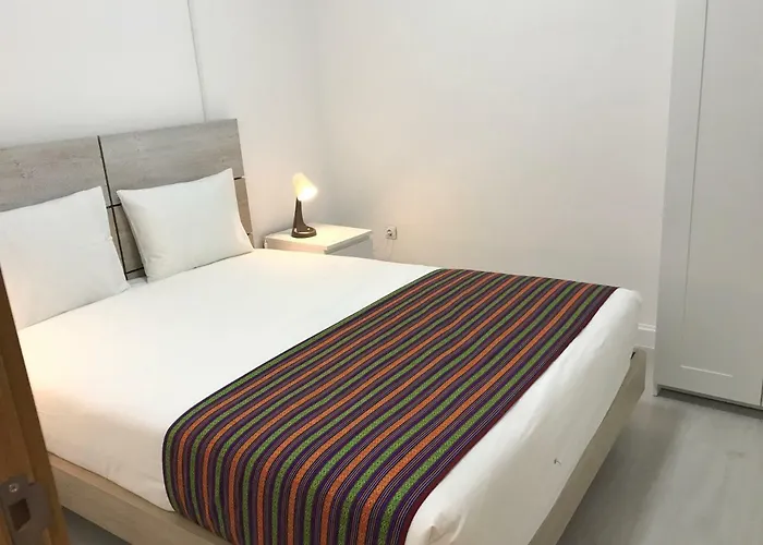 Charming Episode Lisboa