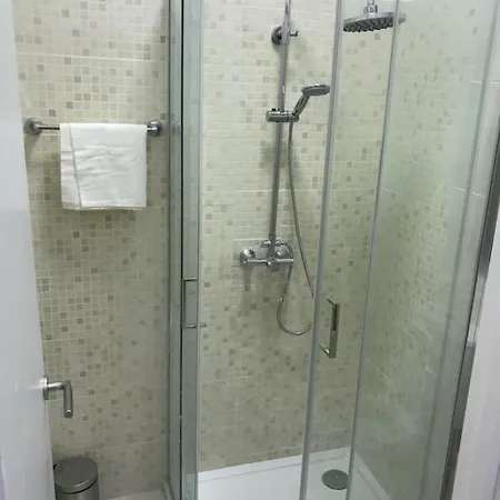 Hostel Charming Episode Lissabon