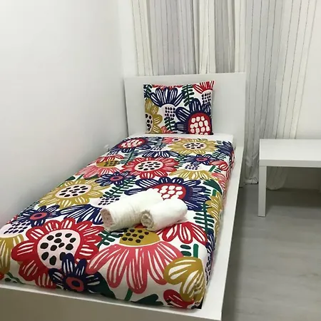 Hostel Charming Episode Lissabon